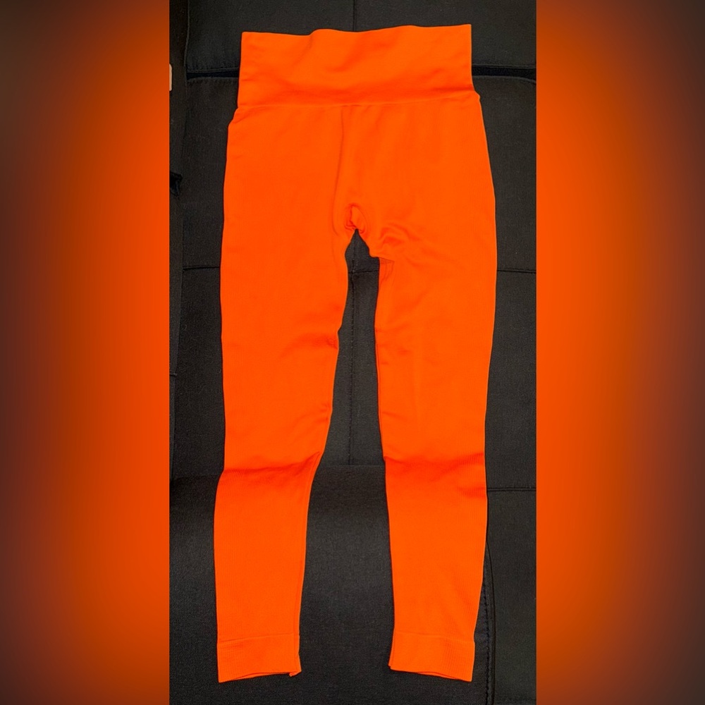 Set Active x Madelyn Cline Leggings